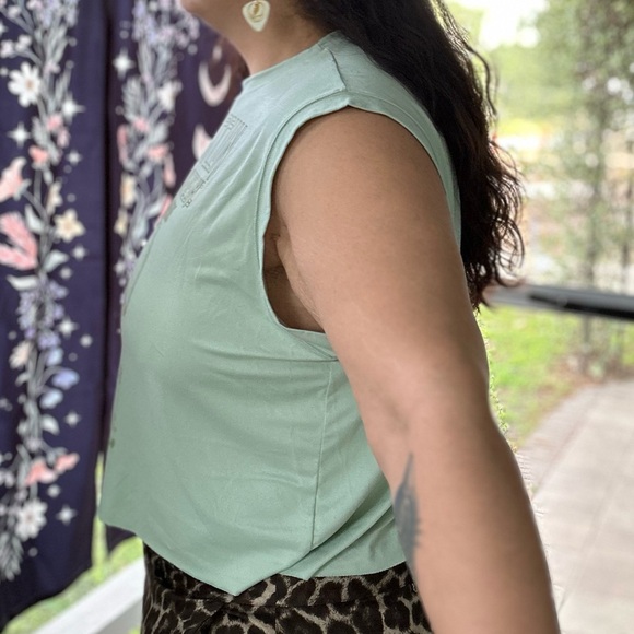 Led Zeppelin Muscle Cropped Band Tee - Picture 3 of 4